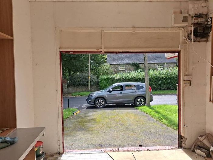 Lock Up / Garage / Workshop For Rent Navan Co. Meath