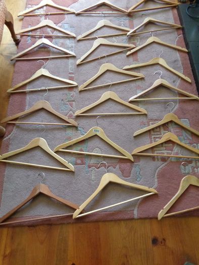 Wooden Clothes Hangers for Sale