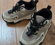 Kids footwear - size 23