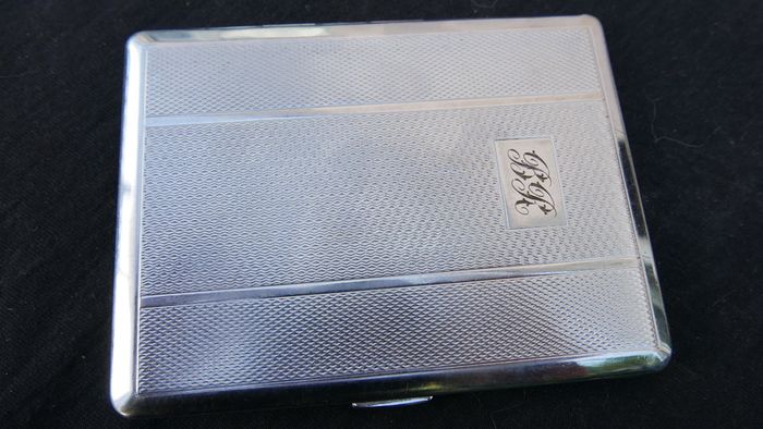 1960's Kincraft Vintage Chrome Metal Cigarette Case, Art Deco Engine Turned Design, Made In England