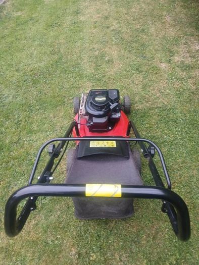 Cobra Push Lawnmower