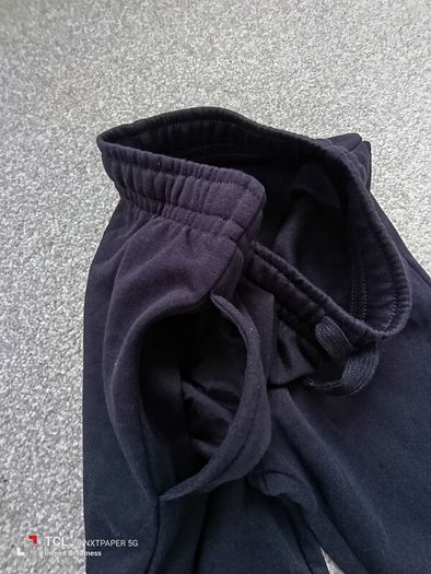 New.navy boy's school trousers /joggers. Age8/9