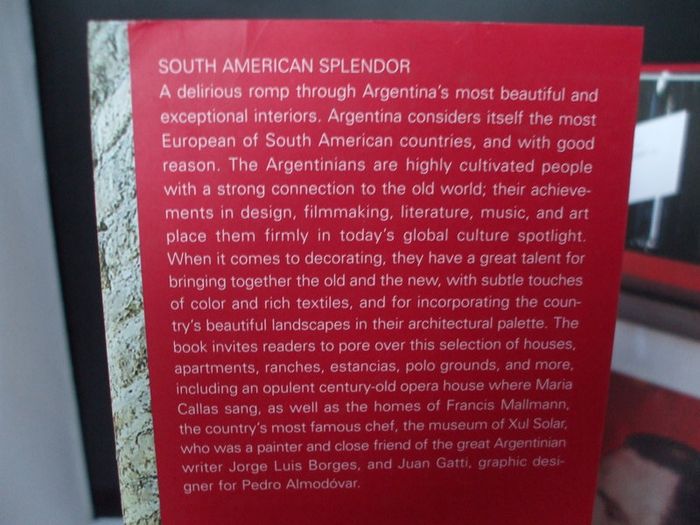 SALE!  LIVING IN ARGENTINA - text in English, German and French