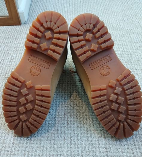 Timberland Boots - Like New - Premium 6-Inch - Size UK 6.5 / EU 40