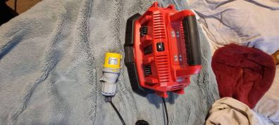 Milwaukee M18 MULTIBAY 110V CHARGER with extras
