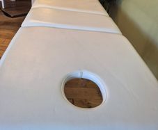 Portable beauty bed / massage bed / tattoo bed