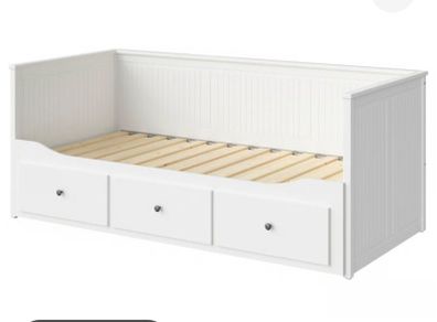 Ikea Hemnes Day Bed (white)