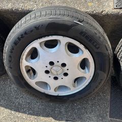 Alloy wheels