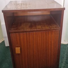 Vintage bedroom sude locker.