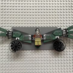 lego super heroes sh0775 Vulture minifigure - Reddish Brown Bomber Jacket and Aviator Oxygen Mask