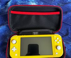 Nintendo Switch Lite Yellow