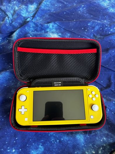 Nintendo Switch Lite Yellow