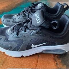 Nike Air 200 size 4.5