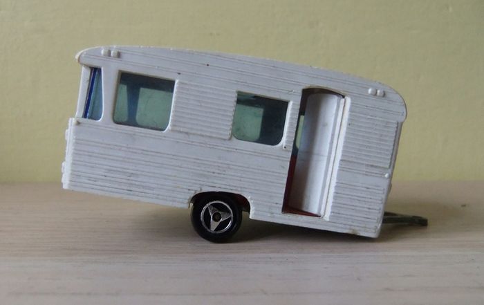 Majorette Caravan