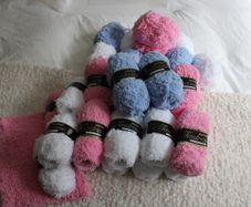 22 Balls of Super Soft Teddy Yarn for Sale