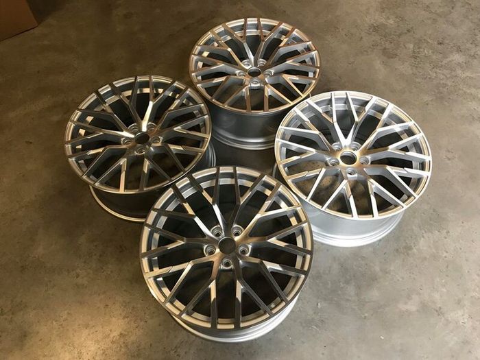 18" Inch Audi R8 V10 Style Alloy Wheels - Vw Polo -  Seat Ibiza -  Audi A1 Tt - 5x100