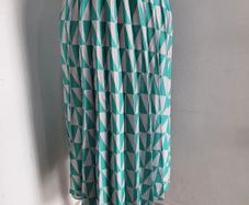 Ladies Gallery Geo Print Skirt Size Medium