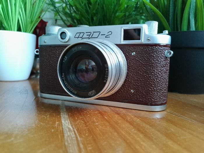 FED-2 Vintage 35mm Film Camera, Red Body, M39 Leica Mount, EXC Condition, Refurbished CLAD Fully working Camera, Manual Optic, 377613