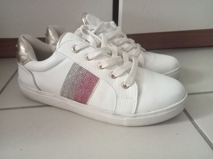 Kurt Geiger Runners size 40