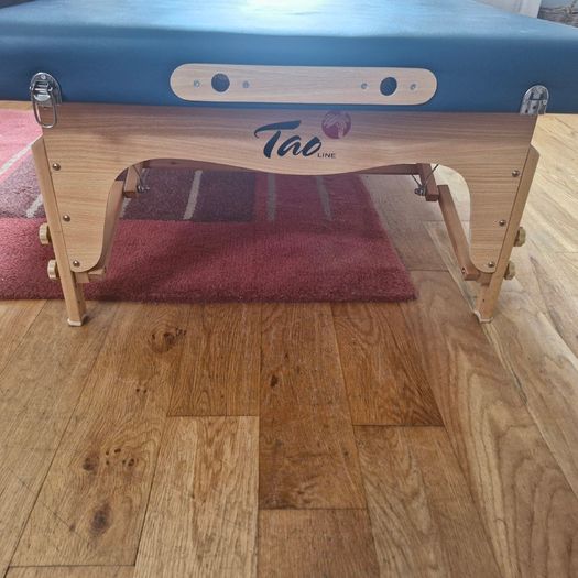 Massage / Bodywork table