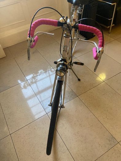 vintage 1980s Peugeot road bike