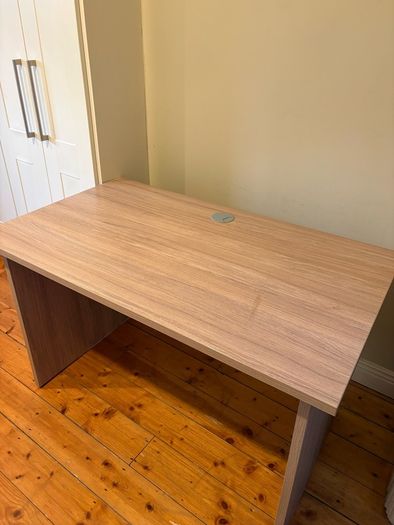Oak Effect Office Desk Excellent Condition EUR 10