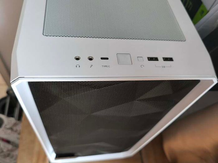 [LIKE NEW] Gaming PC - High end RTX 4070 Ti Super 16GB, AMD Ryzen 7 9800x3d