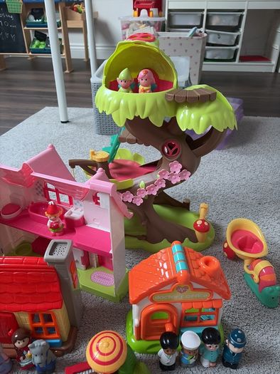 ELC Happyland playset