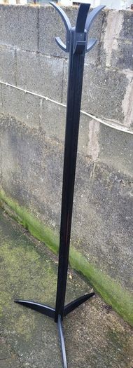 plastic coat hanger