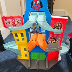 spidey garage