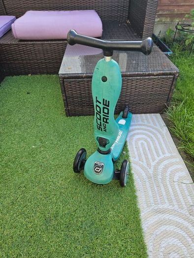 scoot and ride