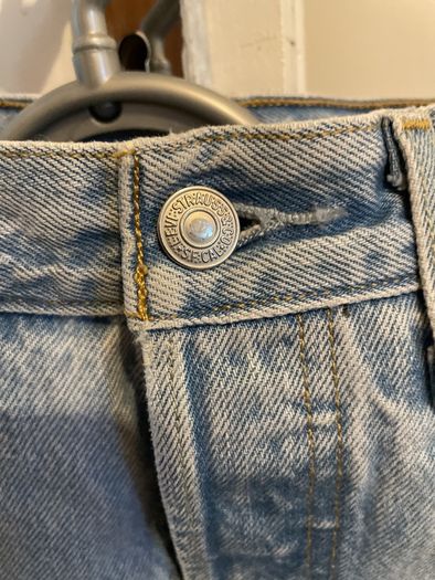 levis jeans