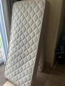 Single mattresses