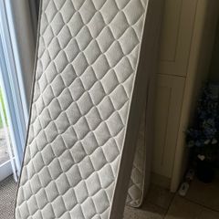 Single mattresses