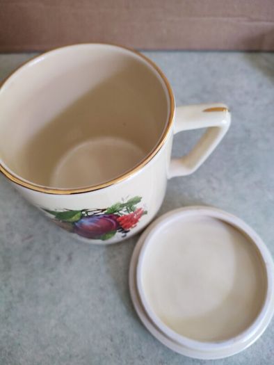 MUG WITH LID Designed and Produced Specially Fre Festaan 3. Mason Lid Precadilly Established 1707 Frown Devon England Potters For Over 100 Years