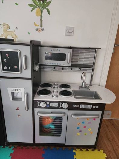 toy kitchen