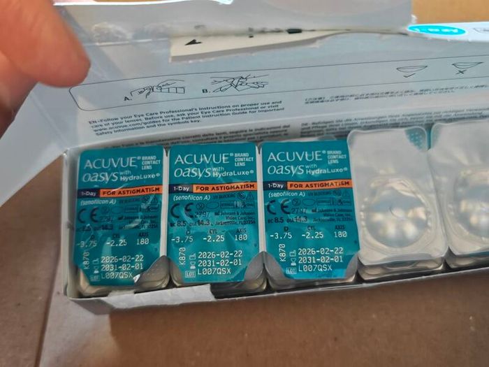 Toric Contact Lenses -4.5 and -3.75