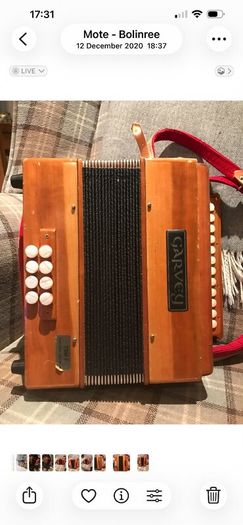 Accordion Button