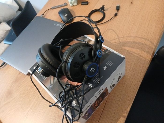 monitoring headphones presonus