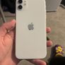 IPhone 11 64gb White Image 2