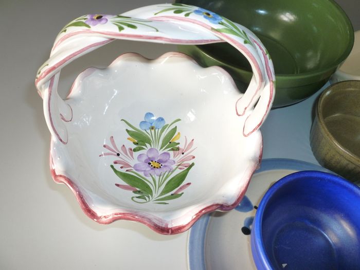 Giant Serving platter, Ramekins, Bowls, Dish. Plate. Moville. 8 ITEMS