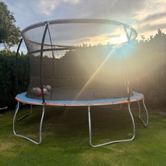 Trampoline