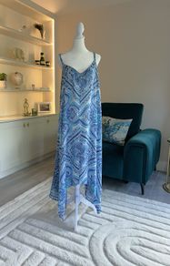Ladies Blue & White Spaghetti Strap Long Summer / Beach Dress.  Size UK 20-22/ EU 48-50