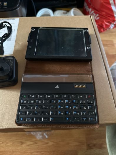 Htc Advantage X7500 - Win Mobile 6.0 Pro Greek - Rare/collectors Item!