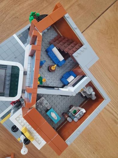 lego creator 10264