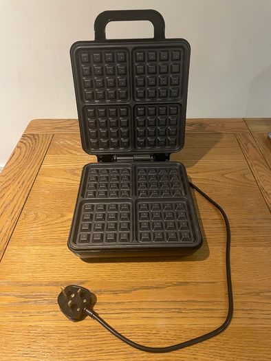 Waffle maker