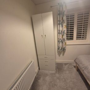 Childs Wardrode