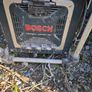 Bosch radio and battery charger Image 4