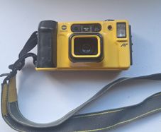 Minolta Weathermatic 35 DL Waterproof 35mm Film Camera Yellow