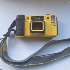 Minolta Weathermatic 35 DL Waterproof 35mm Film Camera Yellow